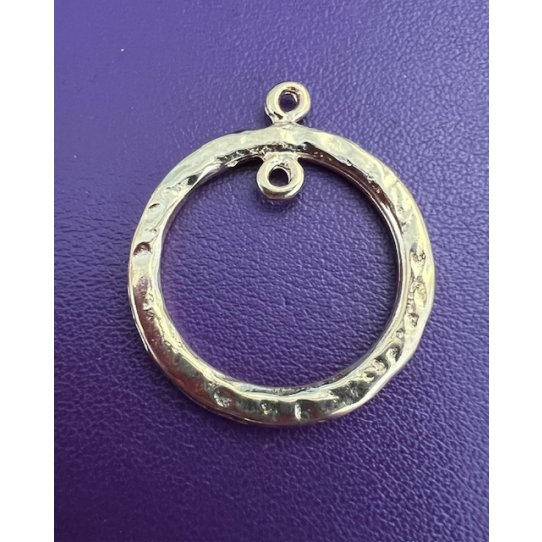 Pendant - circle hammered