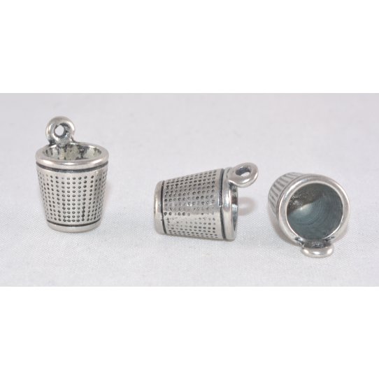 Pendant - thimble