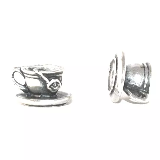 Pendant tasse avec soucoupe