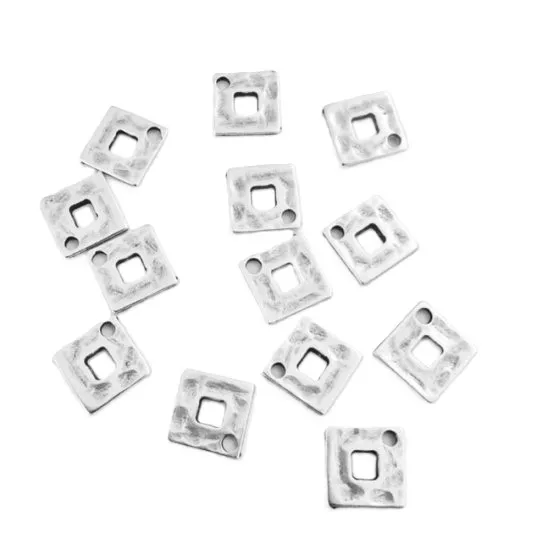 Pendant petit carré martelé