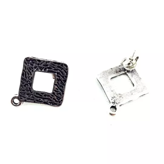 Boucles d'oreilles à clous carré martelé