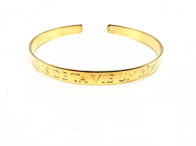 Bracelet "FAIS DE TA VIE UN REVE" en laiton 8/10 doré à l'or fin 24 carat, 1 micron en France