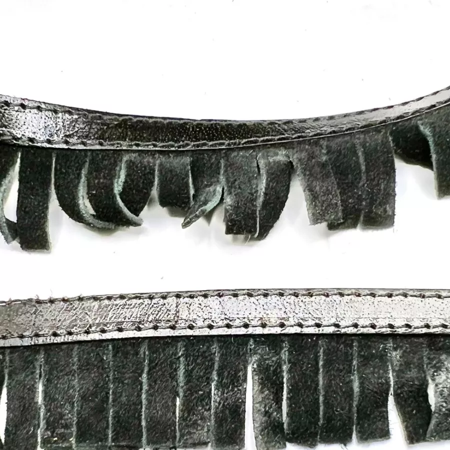 Cuir de veau avec frange  en daim 2.5 cm hauteur - Noir