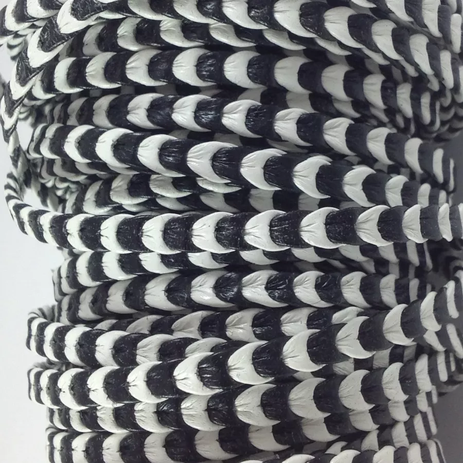 Cuir artisanat Italien 5mm, scoubidous - Blanc