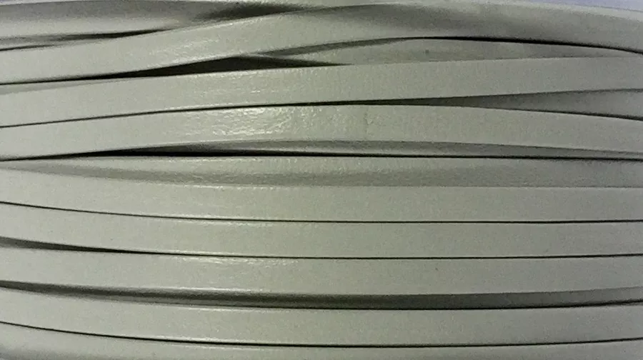 Cuir de chèvre 3mm doublé-NOUVELLES COULEURS - Gris clair