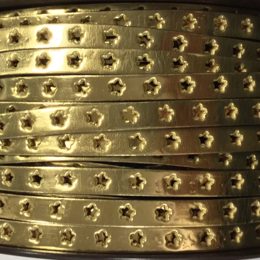 CUIR ETOILE PERFORE METALISE 6MM - Or