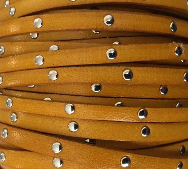 Cuir de veau clouté 5mm-NOUVELLES COULEURS - jaune moutarde