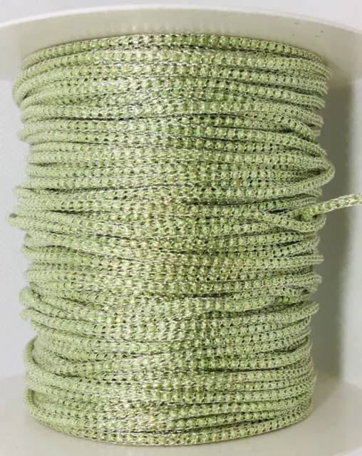 Chaîne billes de couleurs gainées avec maille argent  - Vert anis