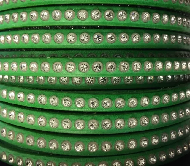 Cuir de veau avec véritable Swarovski 6mm- - Vert