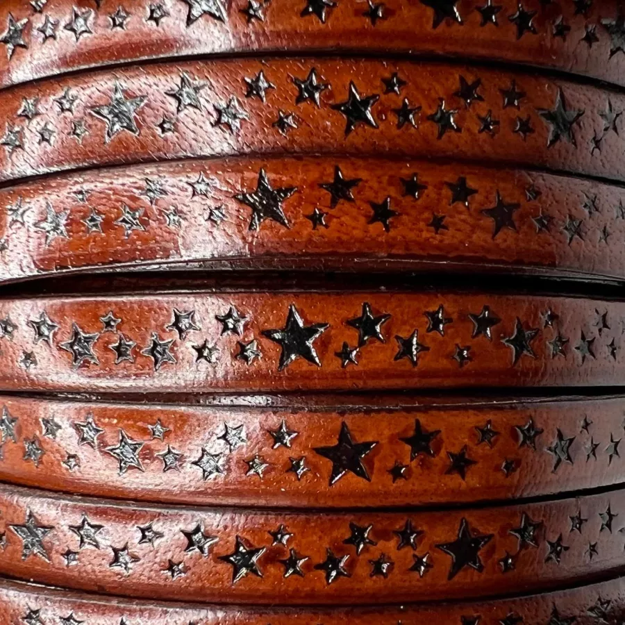 CUIR DE VEAU 8MM AVEC MOTIF ETOILE - Marron