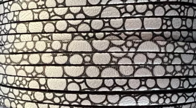 cuir de veau 3mm imprimé, NOUVEAUX MODELES  - argent vif