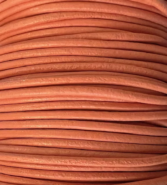Cuir rond 2 mm couleurs pastel et métallisées - saumon 