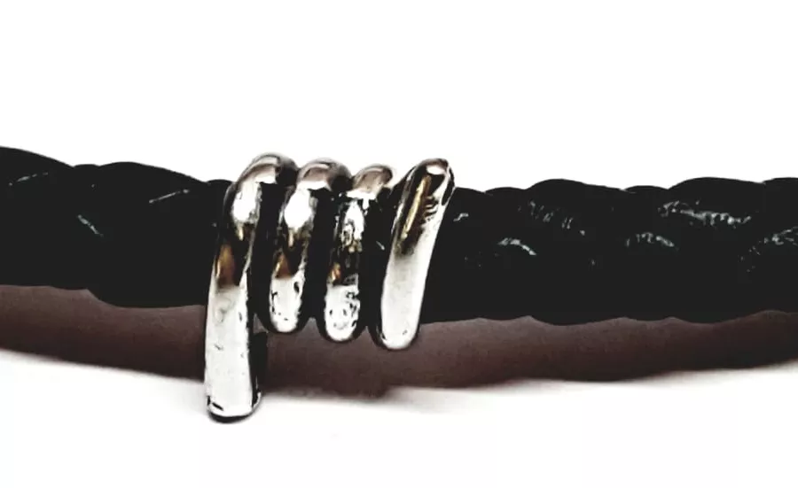 Intercalaire ressort