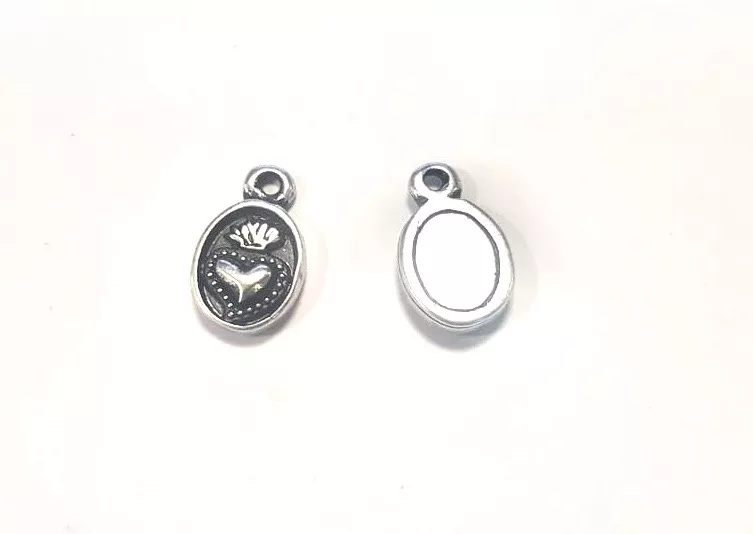 Pendant médaillon avec un coeur