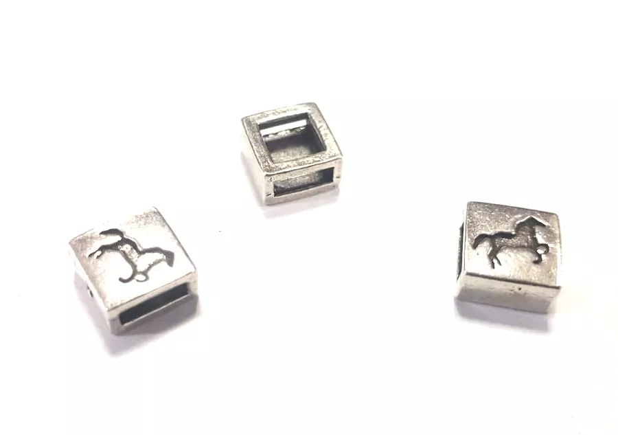 Passant 6 mm cheval,  étain plaqué argent