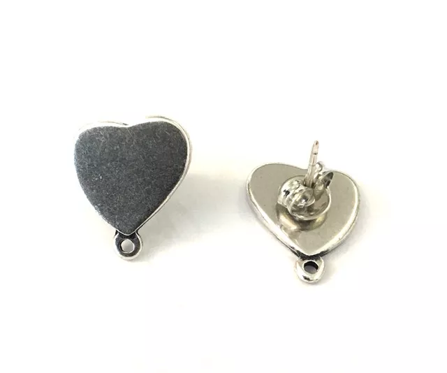 B.O à clous en forme de cœur, 13.3 x 15.2mm