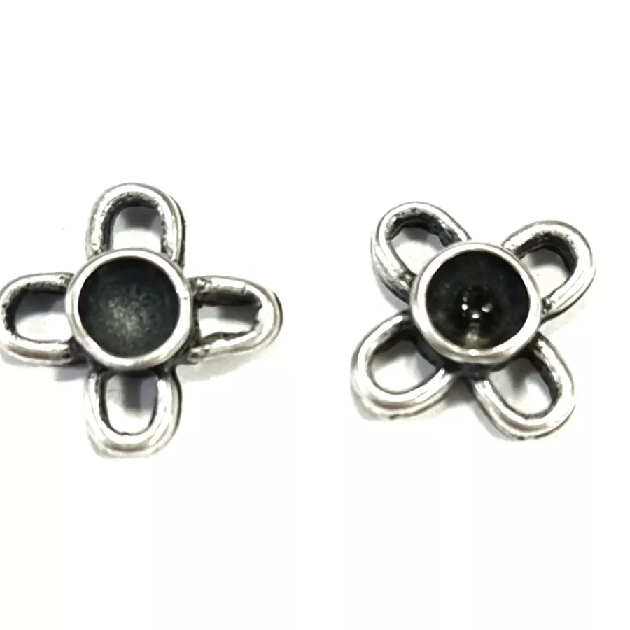 Intercalaire petite fleur pour coller strass