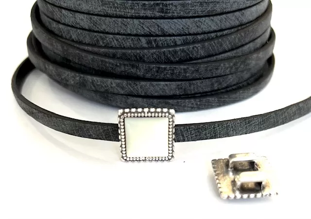 Passant carré avec nacre pour cuir 5mm