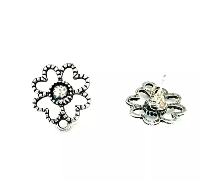 Boucles d'oreilles à clous forme fleur