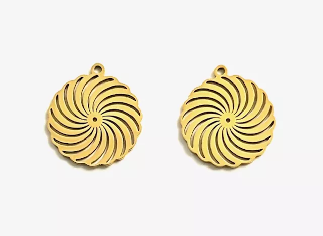 Pendant spirale en acier doré 16mm
