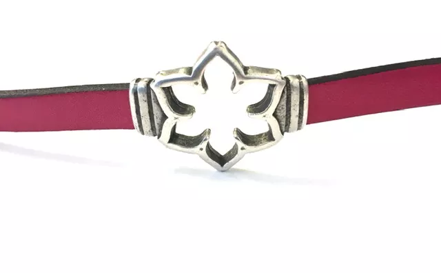 Passant intercalaire fleur  10mm pour cuir  